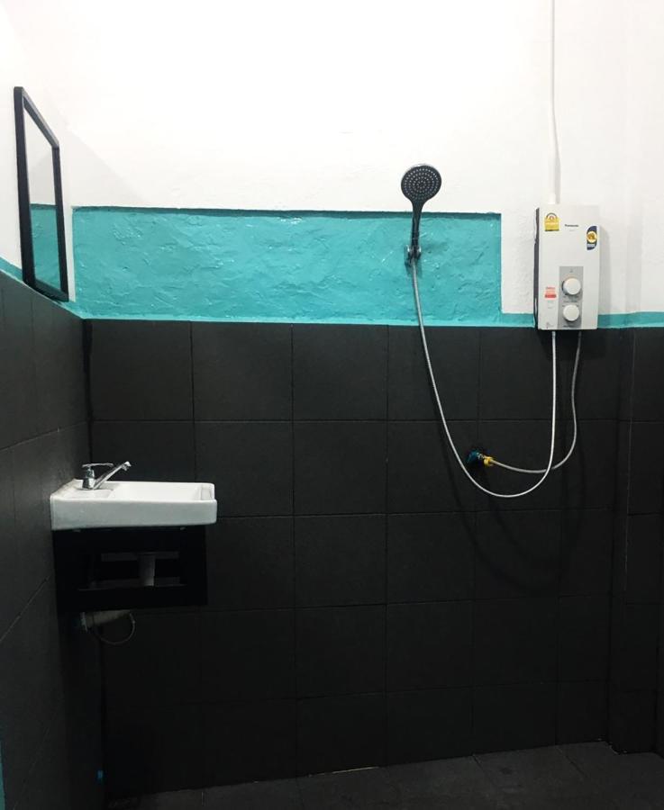 Bamboo Hostel Thakhek Ngoại thất bức ảnh